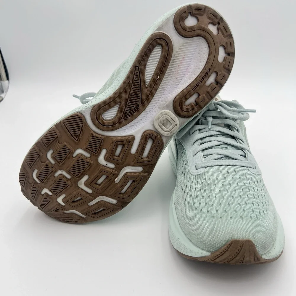 Brooks authentic women